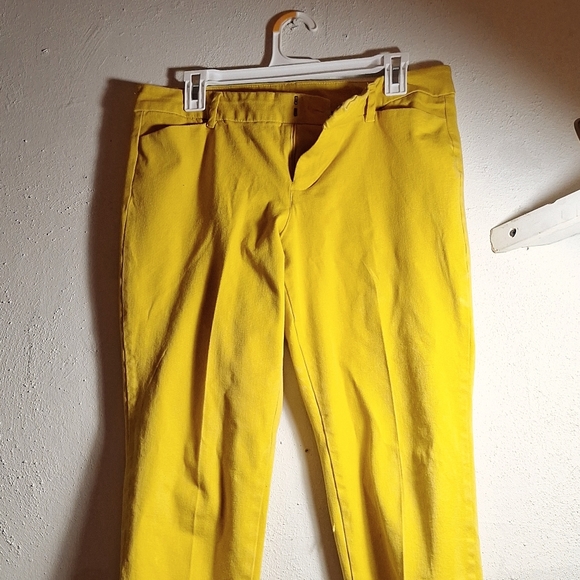 Old navy mid rise pants size 12 - Picture 1 of 3